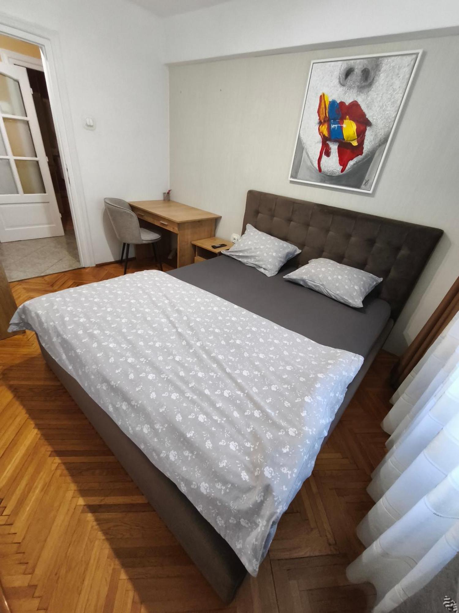 Ta'Arof Apartment Oradea Bagian luar foto
